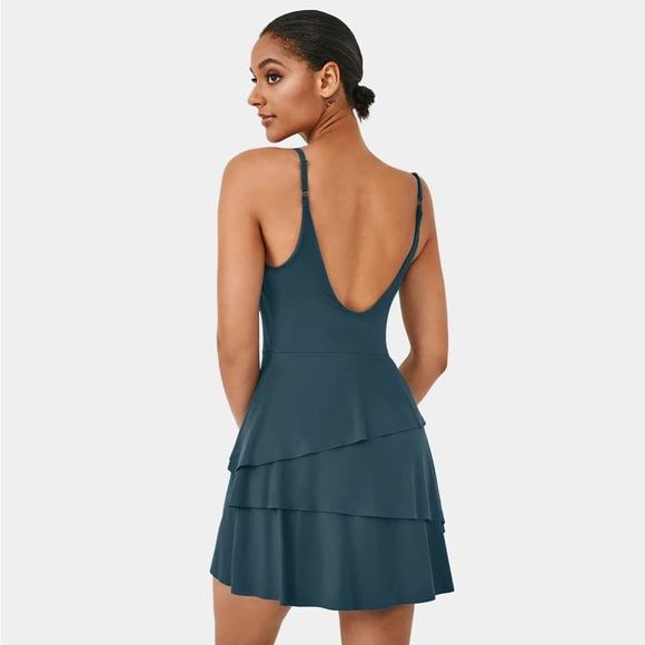 Halara Softlyzero™ Airy Backless Tiered Ruffle 2-in-1 Pocket Active Dress NWOT - Picture 2 of 3